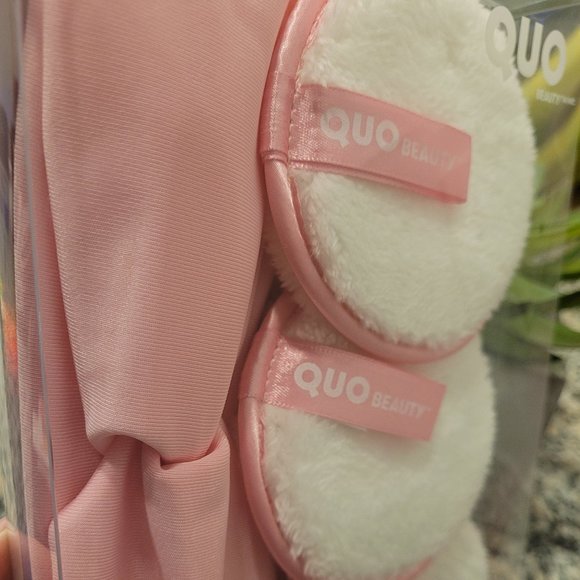 Quo Beauty HEADBAND & FACIAL CLEANSING PAD SET - Picture 4 of 6
